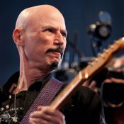 Bob Kulick, KISS and Lou Reed Guitarist, Dies at 70