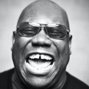 Carl Cox Performs Nostalgic Two-Hour 90s Rave Special