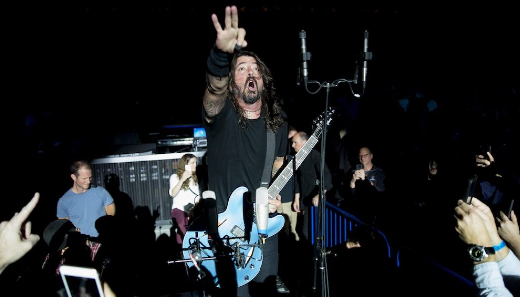 Dave Grohl Compares Next Foo Fighters LP to David Bowie’s Let’s Dance