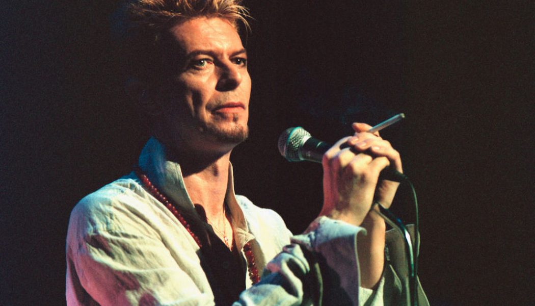 David Bowie’s Late ’90s LiveAndWell.Com Is Coming to Streaming Services