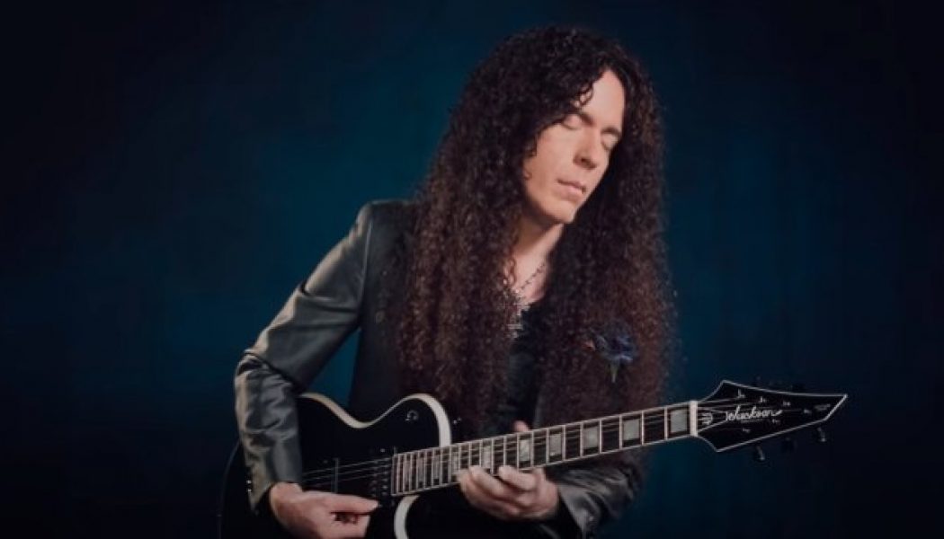 Ex-MEGADETH Guitarist MARTY FRIEDMAN Collaborates With Colombian Rock Band APOLO 7 On ‘Eres Tú’ Cover