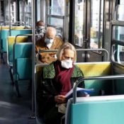 France using artificial intelligence to check whether people are wearing masks on public transport