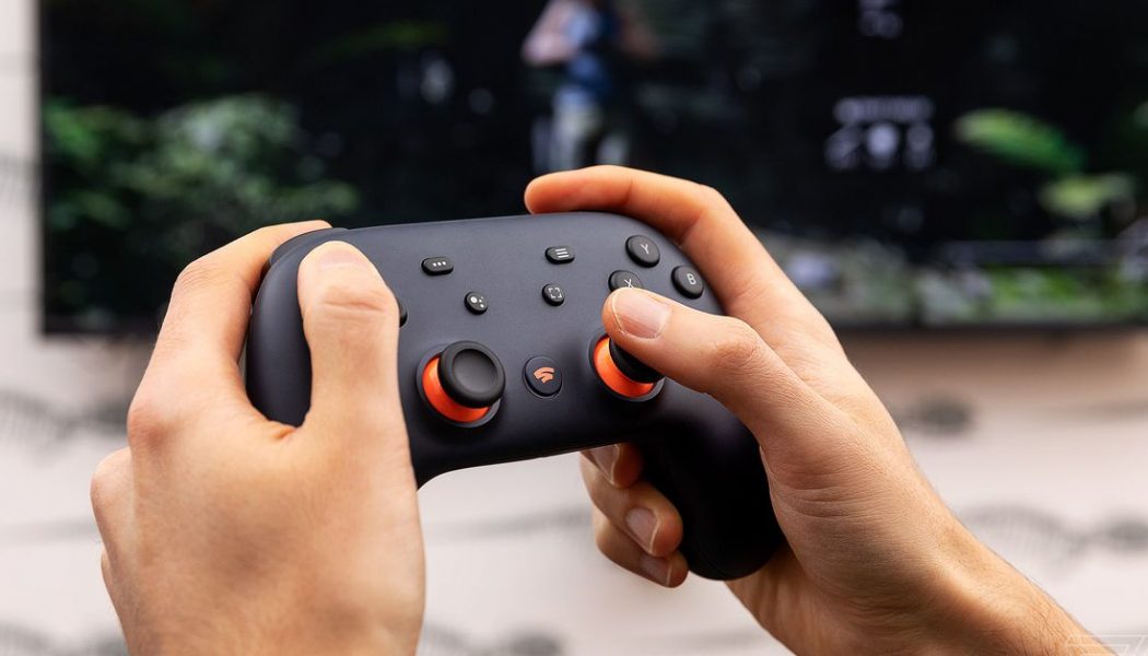 Google’s Stadia controller will finally work wirelessly with computers starting this week