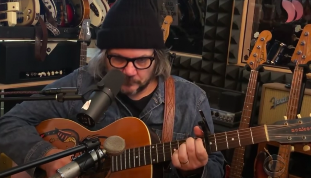 Jeff Tweedy Performs ‘Jesus Etc’ on Late Show