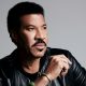 Lionel Richie Leads All-Star ‘Idol’ Rendition of ‘We Are The World’: Watch