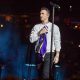 Maroon 5’s Adam Levine Pays Tribute to Kobe Bryant With ‘Memories’ Performance