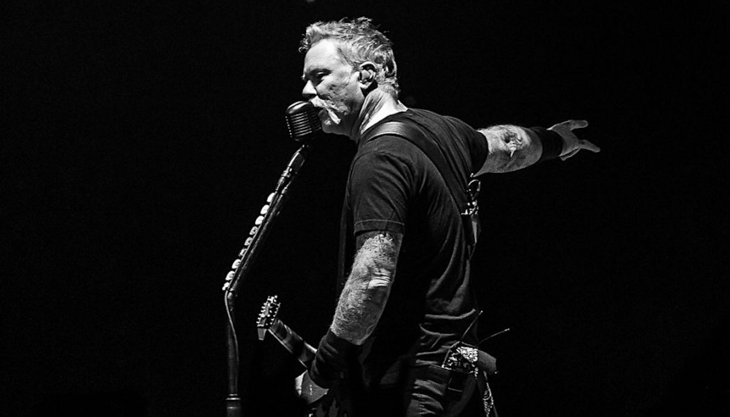 #MetallicaMondays: Watch Metallica Perform “The Black Album” in Full at 2012 Austria Show