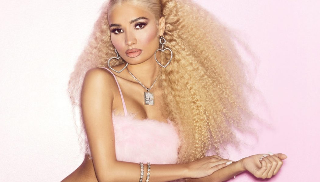 Pia Mia on Signing With Electric Feel/Republic & Releasing a ‘Smash’: Exclusive