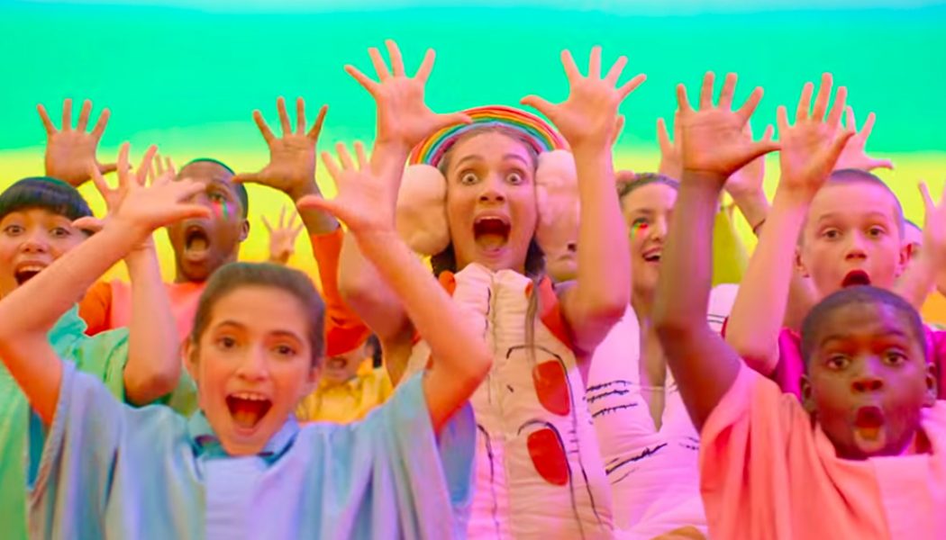 Sia Enlists Maddie Ziegler, Kate Hudson and More for Rainbow-Filled ‘Together’ Video