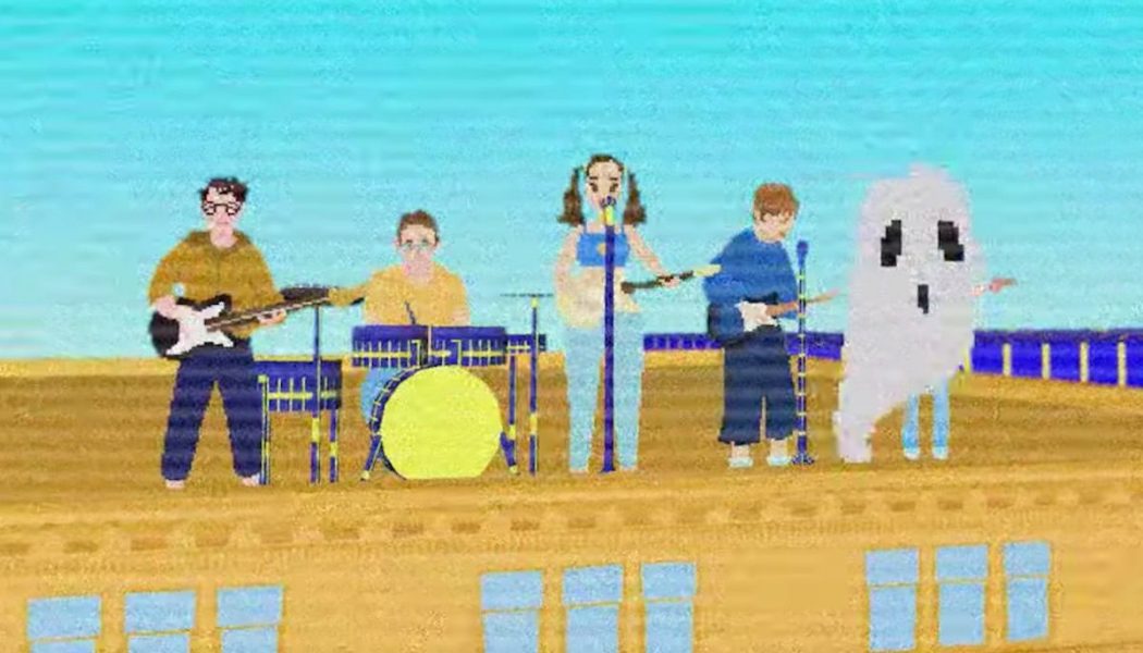 Soccer Mommy Goes on Tour in New 8-Bit Video for “crawling in my skin”: Watch