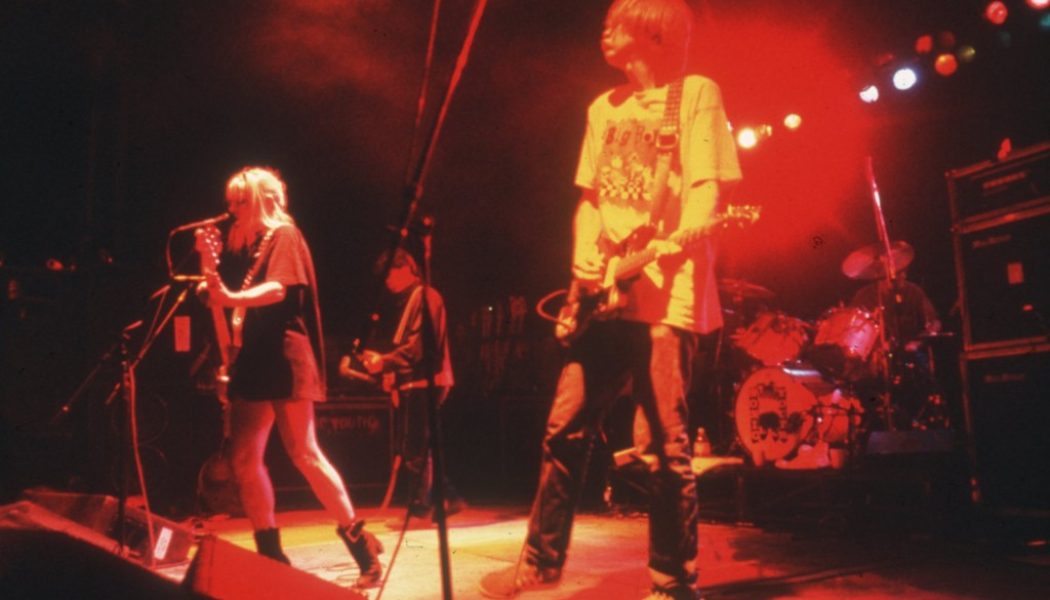 Sonic Youth Share Rarities EP From 1987 and All Tomorrow’s Parties 2000 Show