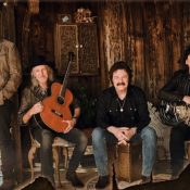 THE DOOBIE BROTHERS Reschedule 50th-Anniversary Tour For Summer/Fall 2021