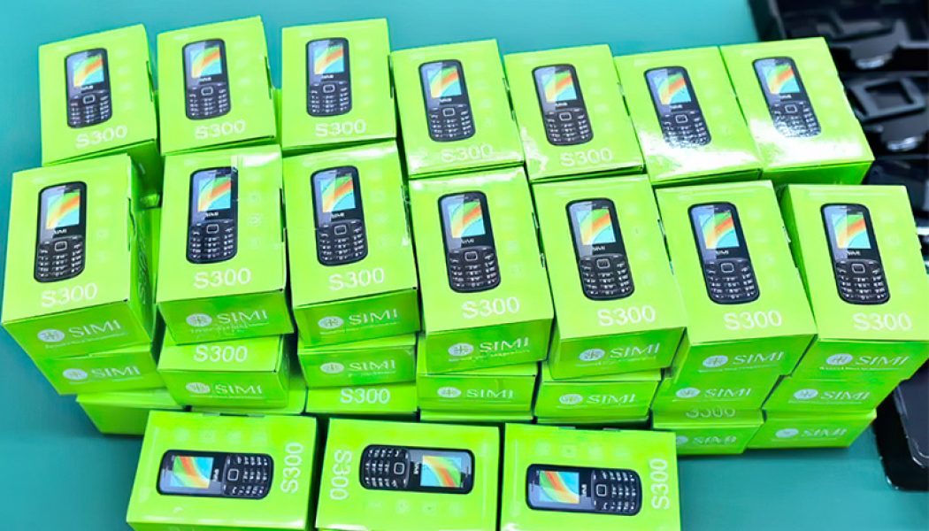 Uganda Starts Mass Production of its First Smartphone