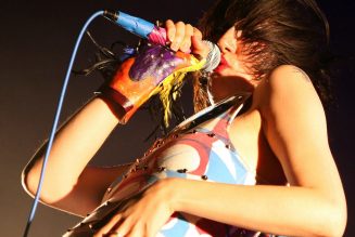 Yeah Yeah Yeahs Play ‘Phenomena’ in Karen O’s Closet