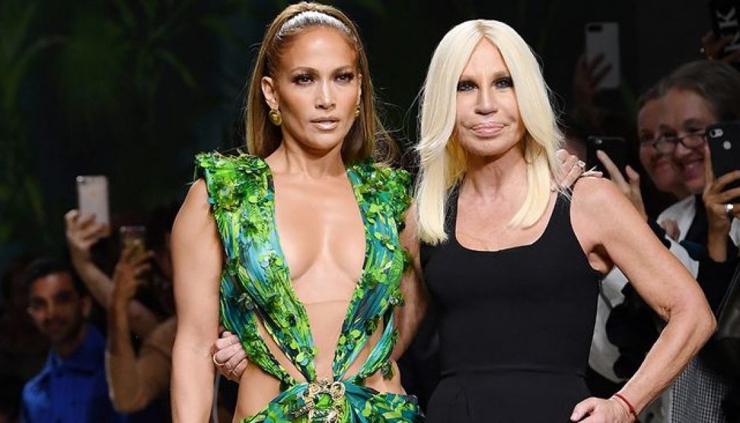 You Can Now Buy THAT J-Lo Green Versace Dress