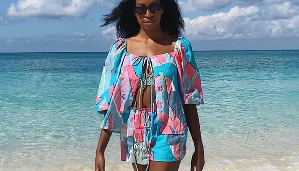 6 Outfits That Will Make You Feel Like You’re on Holiday Even If You’re Not