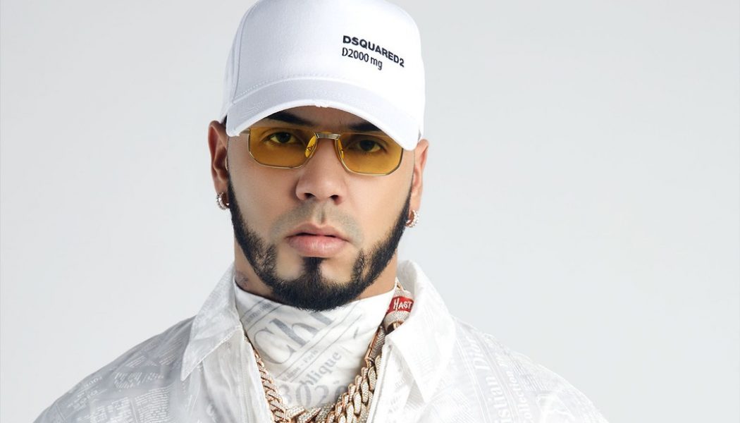 Anuel AA’s ‘Emmanuel’ Debuts at No. 1 on Top Latin Albums & Latin Rhythm Albums Charts