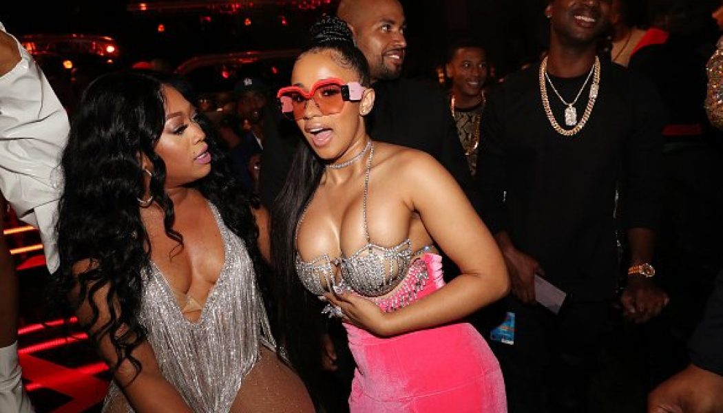 Bronx Bite Back: Cardi B Claps At Trolls Who Say She Edits Her Photos [Video]