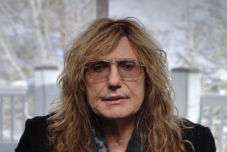 DAVID COVERDALE On WHITESNAKE’s ‘Red, White And Blues’ Trilogy: ‘We’ve Given Everything A Fresh Coat Of Paint’