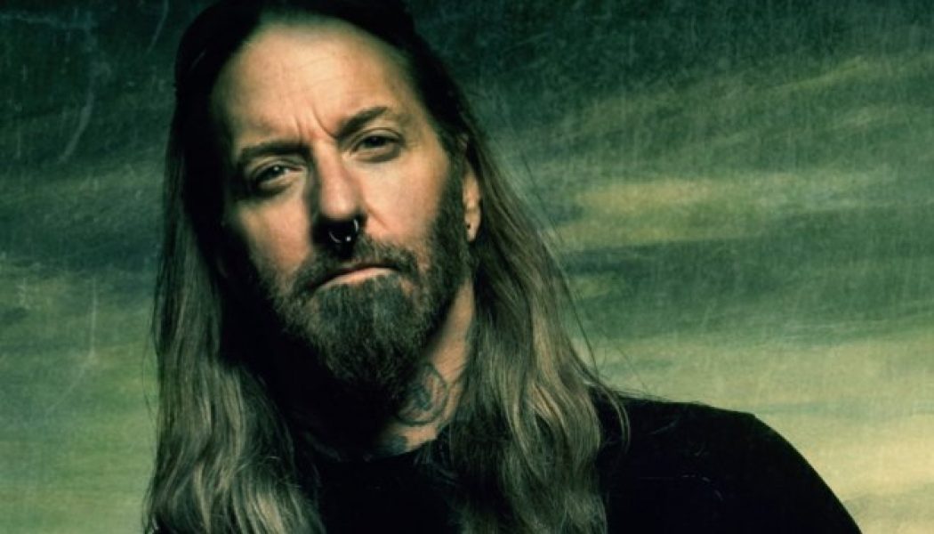 DEVILDRIVER’s DEZ FAFARA Says ‘Nothing Has Changed’ In His Life Under Quarantine