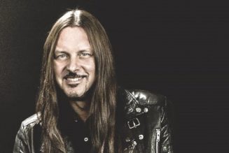 DOKKEN To Be Rejoined By Guitarist REB BEACH For Two Concerts Next Month