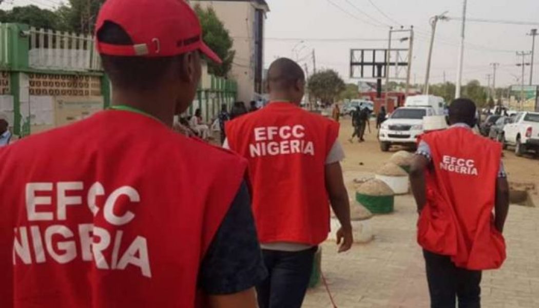 EFCC arrests six suspected internet fraudsters in Abuja