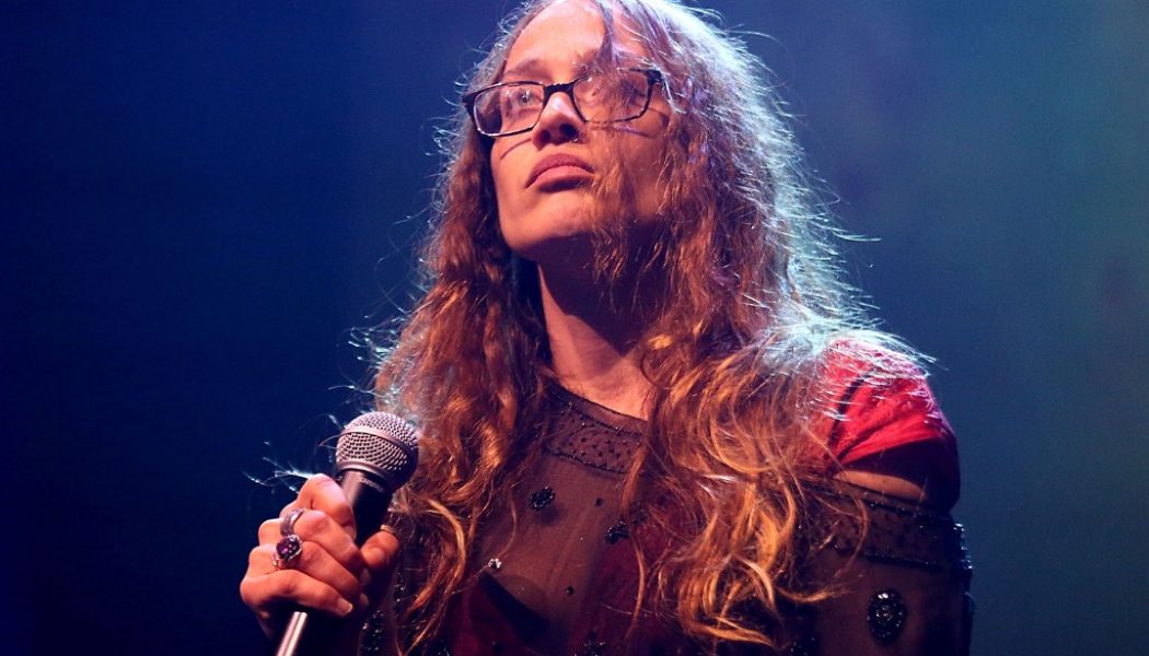 Fiona Apple Joins Black Lives Matter Protest in Los Angeles