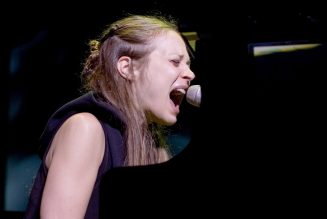 Fiona Apple Joins Black Lives Matter Protests in California