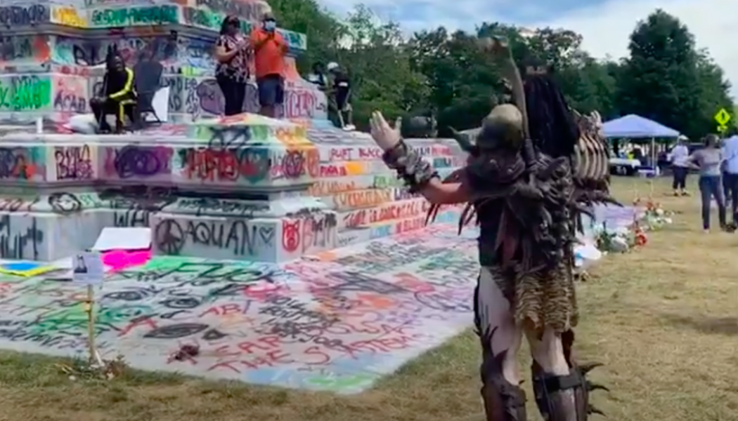 GWAR’s JiZMak Da Gusha Praises Graffiti on Robert E Lee Statue: ‘This Is Great’