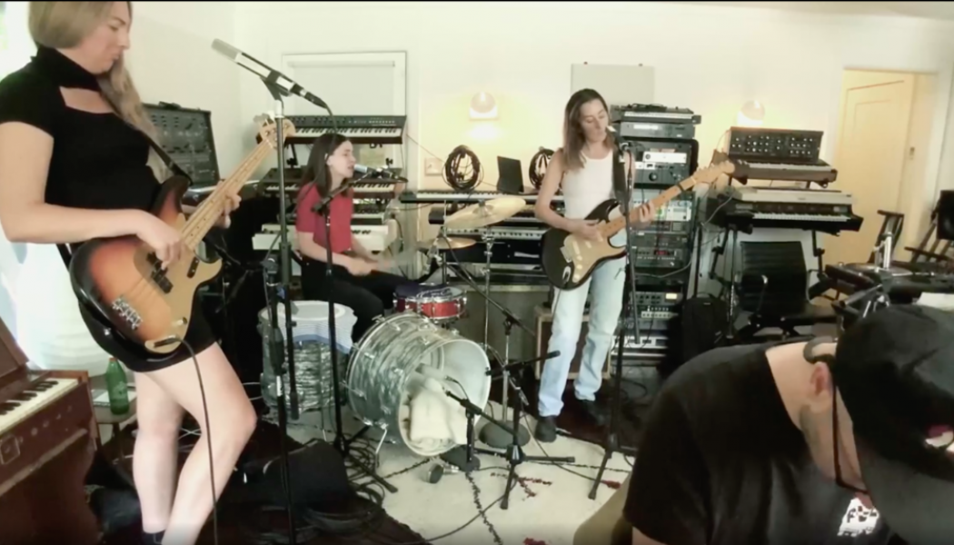 Haim Share New Song ‘Gasoline’