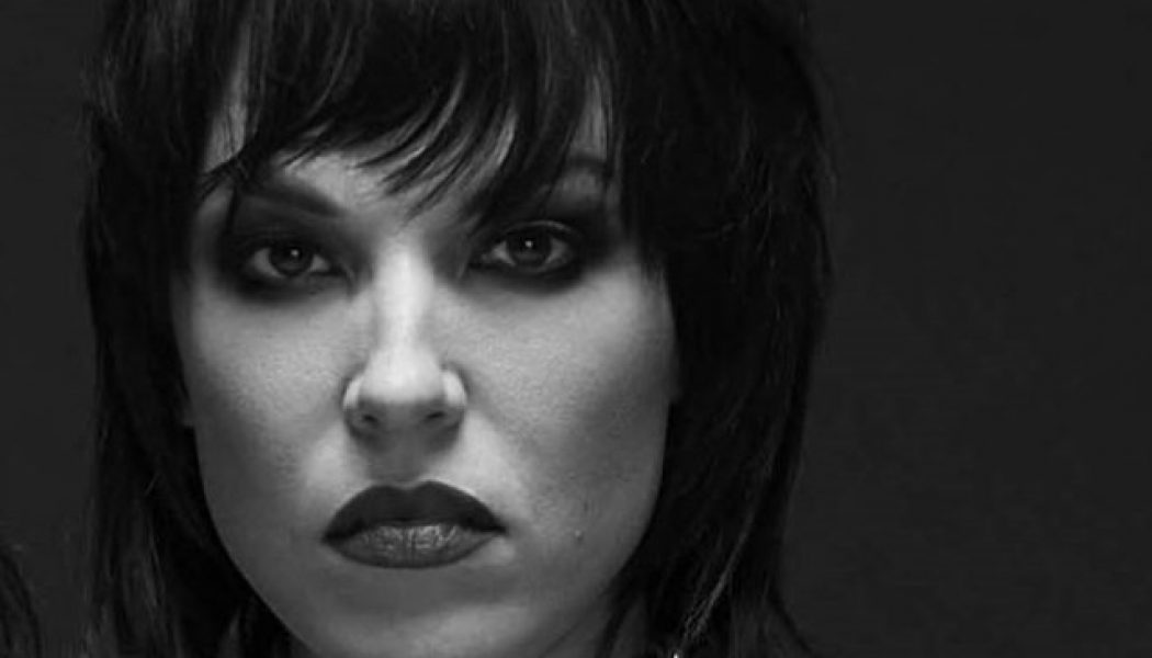 HALESTORM’s LZZY HALE: ‘Any Politician Who Does Not Believe In Equal Rights Should Not Be In Charge’