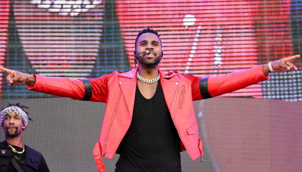 Jawsh 685 and Jason Derulo’s ‘Savage Love’ Dances Into Lead In U.K. Singles Chart Race