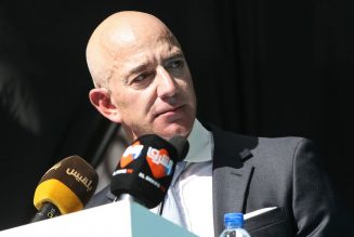 Jeff Bezos says ‘black lives matter’ in response to angry customer email