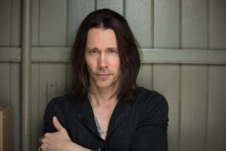 MYLES KENNEDY Has Finished Writing Second Solo Album: ‘It Rocks A Little Harder’ Than ‘Year Of The Tiger’, He Says