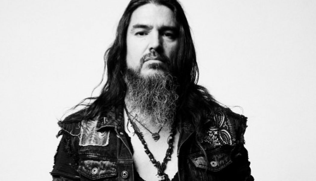 ROBB FLYNN: ‘The Politics Have Always Been A Big Part Of MACHINE HEAD’