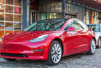 Tesla ranks last on influential JD Power quality survey