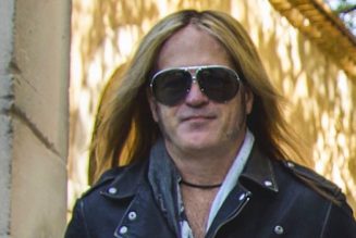 THE DEAD DAISIES’ DOUG ALDRICH Supports Both ‘Black Lives Matter’ Movement And Police