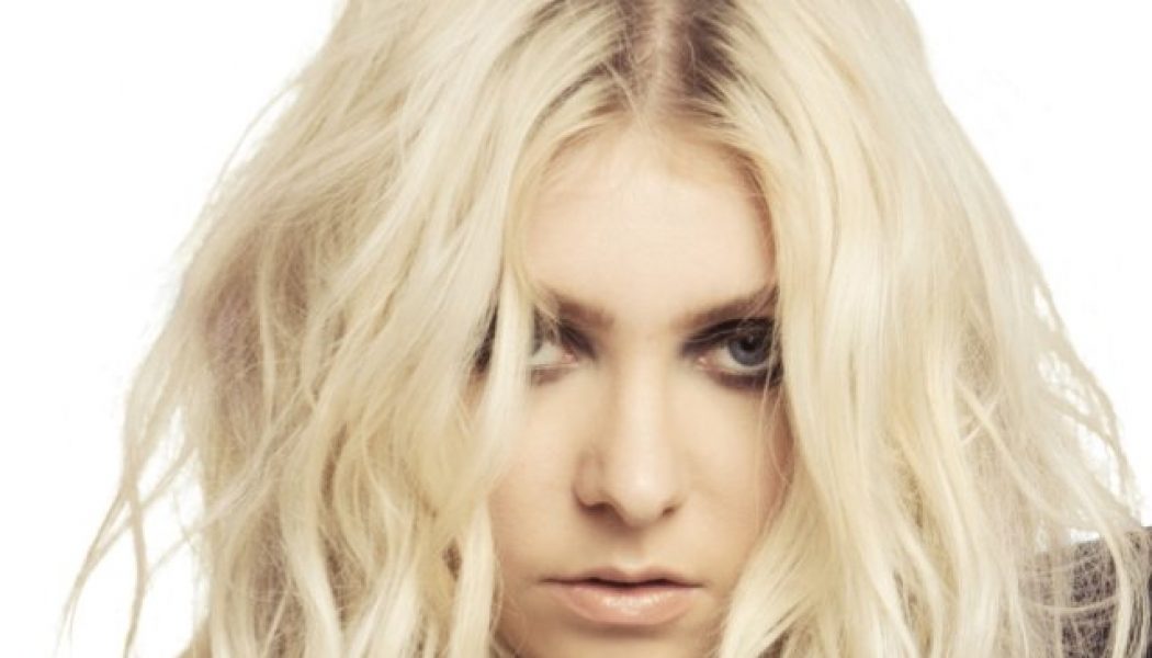 THE PRETTY RECKLESS’s TAYLOR MOMSEN On Drive-In Concerts: ‘It’s Certainly Interesting’