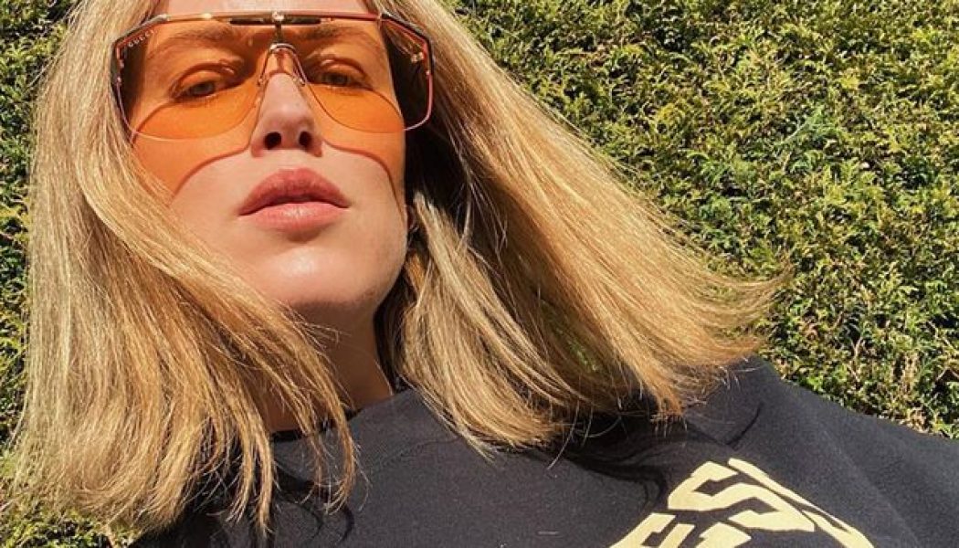 This Is How to Get Your Pores Under Control in the Summer, According to Experts