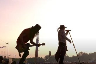 Watch Pro-Shot Video Of GUNS N’ ROSES’ Performance At 2018 DOWNLOAD Festival