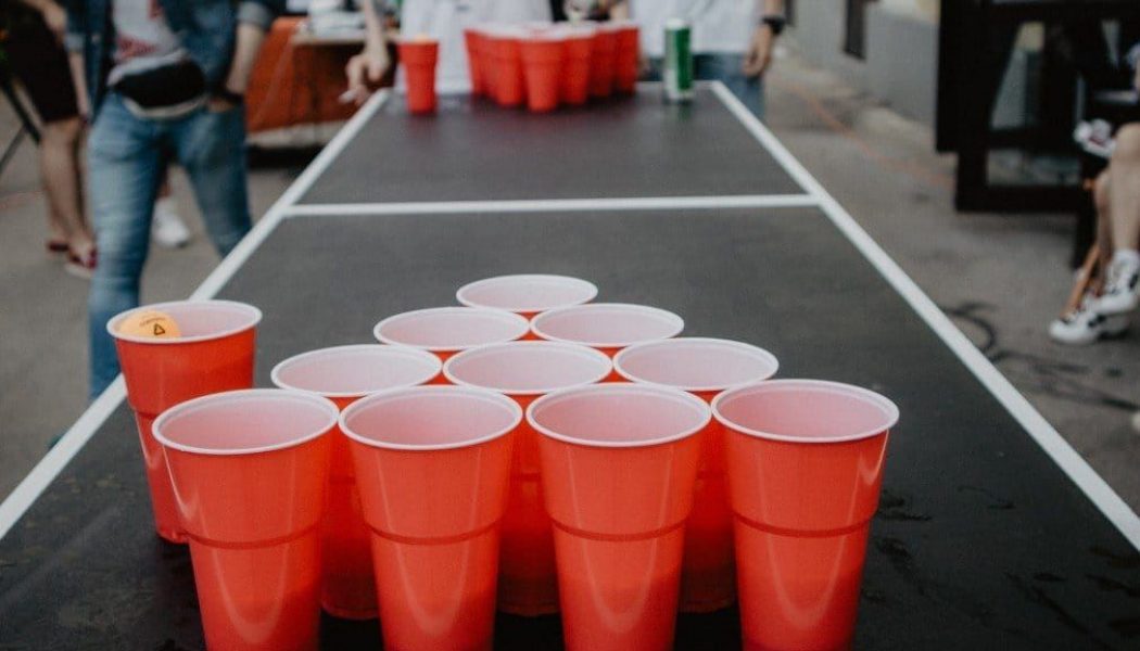 300 Teens Exposed to Coronavirus During Beer Pong Tournament