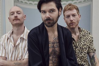 Biffy Clyro’s Simon Neil on Being Betrayed, Regaining His Confidence and His Favorite New Scream Queen