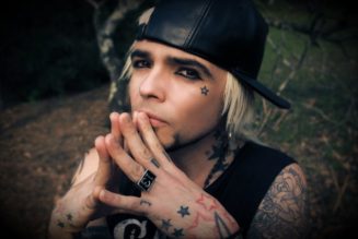 Former ROCKSTAR SUPERNOVA Singer LUKAS ROSSI Releases ‘Summertime’ Music Video