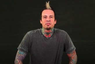 JEREMY SPENCER Is Selling His FIVE FINGER DEATH PUNCH Drum Kit