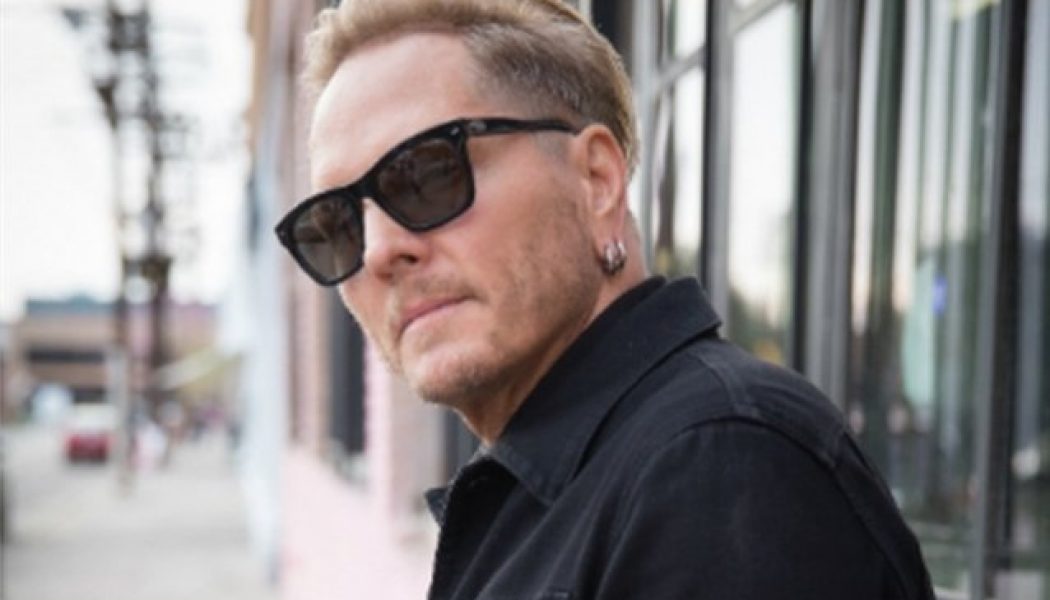 MATT SORUM: The Reason I Became A Drummer Was RINGO STARR