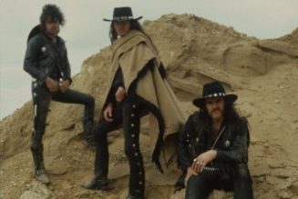 MOTÖRHEAD: Unboxing ‘Ace Of Spades’ Collector’s Box Set (Video)