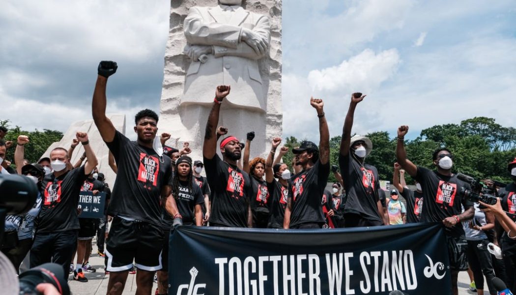 NBA Will Paint ‘Black Lives Matter’ On Courts When Play Resumes: Report