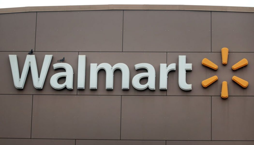 Walmart Stops Selling “All Lives Matter” Merchandise Because Duh