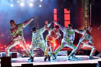 2020 MTV VMAs: Watch CNCO’s Dazzling Live Debut of ‘Beso’