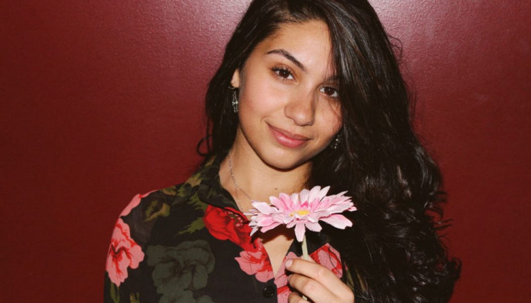 Alessia Cara Explains Why Her ‘Nostalgic’ Recent EP Needed To Help Raise Money